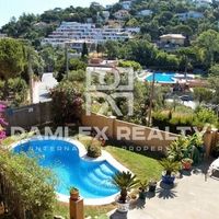 Дом в Испании, Каталония, Жирона, 250 кв.м.