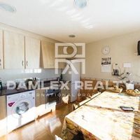 Villa in Spain, Catalunya, Girona, 192 sq.m.