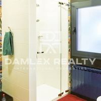 Villa in Spain, Catalunya, Girona, 277 sq.m.