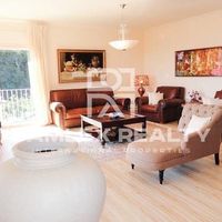 Villa in Spain, Catalunya, Girona, 408 sq.m.