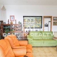 Villa in Spain, Catalunya, Girona, 141 sq.m.