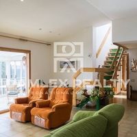 Villa in Spain, Catalunya, Girona, 141 sq.m.