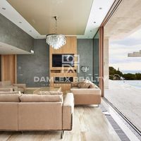 Вилла в Испании, Каталония, Жирона, 618 кв.м.