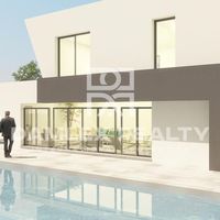 Villa in Spain, Catalunya, Girona, 300 sq.m.