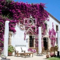 Дом в Испании, Каталония, Жирона, 448 кв.м.