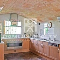 Дом в Испании, Каталония, Жирона, 448 кв.м.