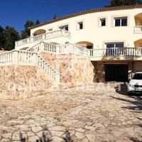 Вилла в Испании, Каталония, Жирона, 438 кв.м.