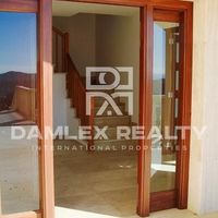 Вилла в Испании, Каталония, Жирона, 438 кв.м.