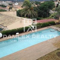 Вилла в Испании, Каталония, Жирона, 470 кв.м.