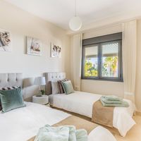 Apartment in Spain, Andalucia, 216 sq.m.