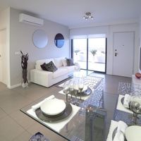 Villa in Spain, Comunitat Valenciana, Torrevieja, 120 sq.m.