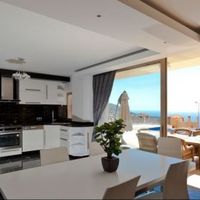 Вилла в горах, у моря в Турции, Фетхие, 275 кв.м.