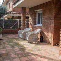 Villa in Spain, Catalunya, Barcelona, 275 sq.m.