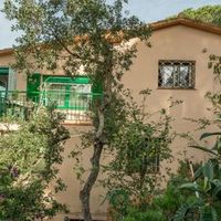 Вилла в Испании, Каталония, Льорет-де-Мар, 120 кв.м.