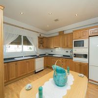 Villa in Spain, Catalunya, Gava, 220 sq.m.