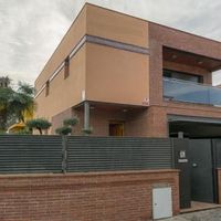 Вилла в Испании, Каталония, Льорет-де-Мар, 200 кв.м.