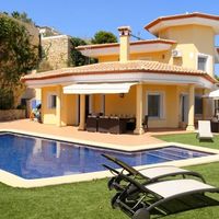 Villa in Spain, Comunitat Valenciana, Calp, 416 sq.m.
