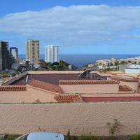 Apartment in Spain, Canary Islands, Santa Cruz de Tenerife, 107 sq.m.