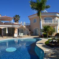 Villa in Spain, Canary Islands, Santa Cruz de Tenerife, 447 sq.m.