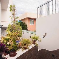 Villa in Spain, Canary Islands, Santa Cruz de Tenerife, 172 sq.m.