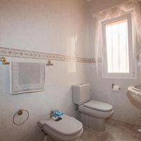 Вилла в Испании, Канарские Острова, Санта-Крус-де-Тенерифе, 140 кв.м.