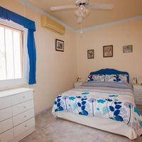 Вилла в Испании, Канарские Острова, Санта-Крус-де-Тенерифе, 140 кв.м.