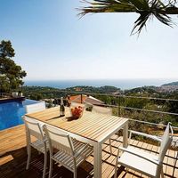 Вилла в Испании, Каталония, Льорет-де-Мар, 366 кв.м.