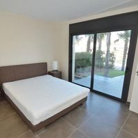 Villa in Spain, Catalunya, Girona, 336 sq.m.