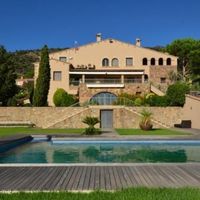 Вилла в Испании, Каталония, Жирона, 548 кв.м.
