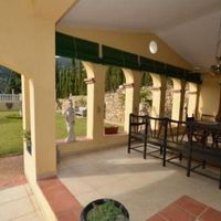 Villa in Spain, Catalunya, Girona, 425 sq.m.