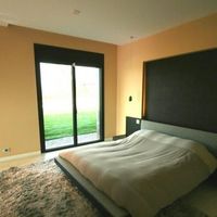 Villa in Spain, Catalunya, Girona, 1000 sq.m.