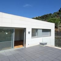 Villa in Spain, Catalunya, Girona, 858 sq.m.