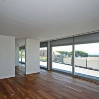 Villa in Spain, Catalunya, Girona, 858 sq.m.
