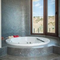 Villa in Spain, 800 sq.m.