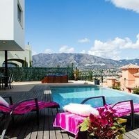 Villa in Spain, Andalucia, Marbella, 745 sq.m.