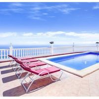 Вилла в Испании, Канарские Острова, Санта-Крус-де-Тенерифе, 840 кв.м.