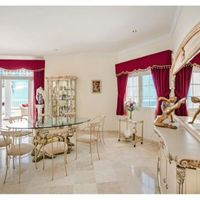 Вилла в Испании, Канарские Острова, Санта-Крус-де-Тенерифе, 840 кв.м.