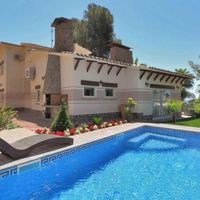 Villa in Spain, Catalunya, Girona, 340 sq.m.