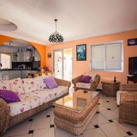 Вилла в Испании, Канарские Острова, Санта-Крус-де-Тенерифе, 210 кв.м.