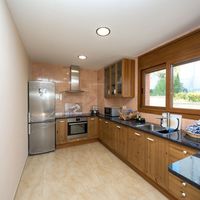 Villa in Spain, Catalunya, Girona, 350 sq.m.