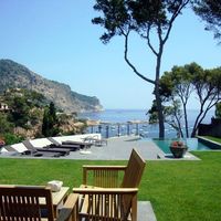 Villa in Spain, Catalunya, Girona, 500 sq.m.