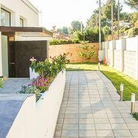 Вилла в Испании, Каталония, Кастельдефельс, 360 кв.м.