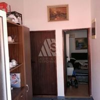 Дом в большом городе в Черногории, Бар, 165 кв.м.