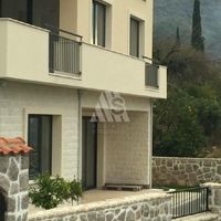 Villa in the suburbs in Montenegro, Tivat, 240 sq.m.