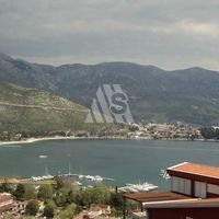 Квартира в большом городе в Черногории, Будва, 90 кв.м.