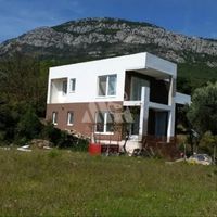 House in the suburbs in Montenegro, Bar, 300 sq.m.