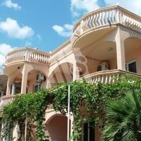 House in the suburbs in Montenegro, Bar, 200 sq.m.