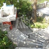 Дом в пригороде в Черногории, Бар, Добра Вода, 200 кв.м.