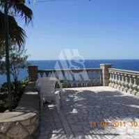 Дом в пригороде в Черногории, Бар, Добра Вода, 200 кв.м.