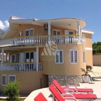 House in the suburbs in Montenegro, Bar, Dobra Voda, 320 sq.m.